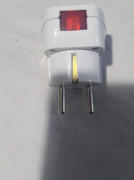 فيشة ثلاثي لمبة